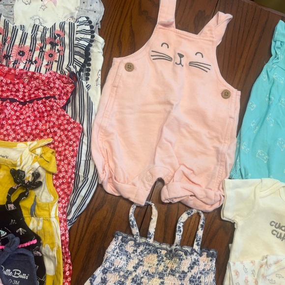 Girls 3 month Assorted Baby Clothing Bundle for warm weather spring and summer - Picture 6 of 8